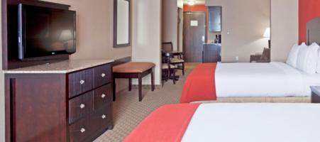 Holiday Inn Express & Suites Woodstock
