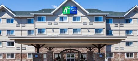 Holiday Inn Express & Suites Fredericton