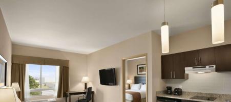 Days Inn & Suites Winnipeg Airport