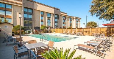 Fairfield Inn & Suites by Marriott Dallas DFW Airp